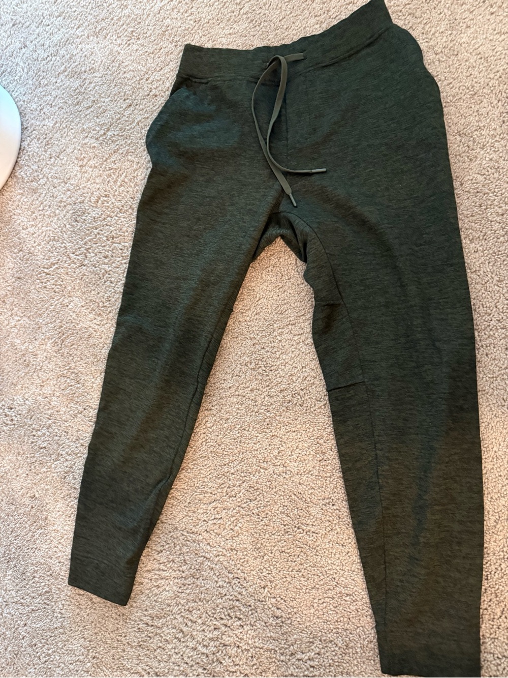 lululemon athletica Men's Olive Green Jogger Sweatpants